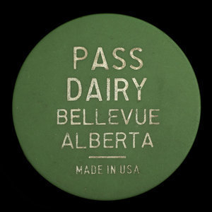 Canada, Pass Dairy Ltd., 1 pinte de lait standard :